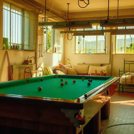 Cozy With Terrace, Ping Pong & Billiard Table
