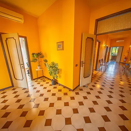 Cozy With Terrace, Ping Pong & Billiard Table Monte Molino