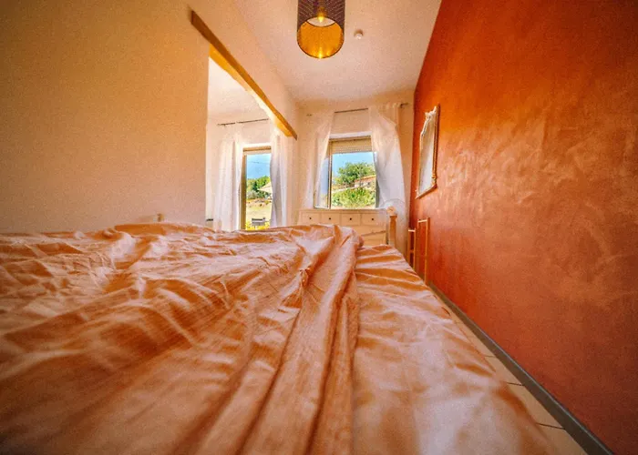 Cozy With Terrace, Ping Pong & Billiard Table Privat bolig